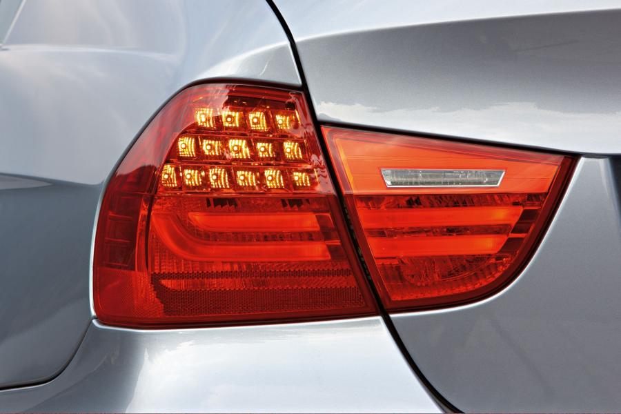  BMW 3-Series 2009 года  (фото 52 из 116)